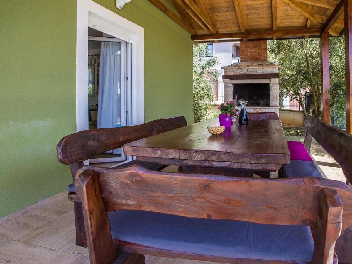 Holiday Home Tanja Pula Exterior foto
